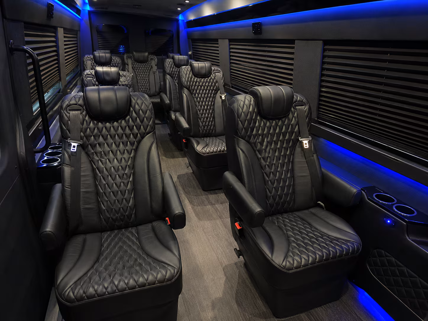 find the perfect transportation for your next airport transfer 5