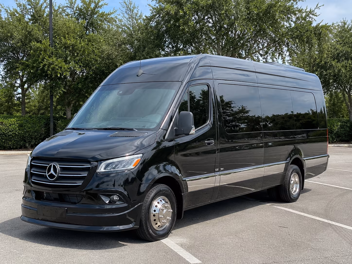 find the perfect transportation for your next corporate event 3