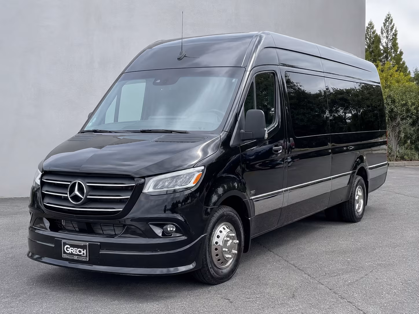 find the perfect transportation for your next prom 4